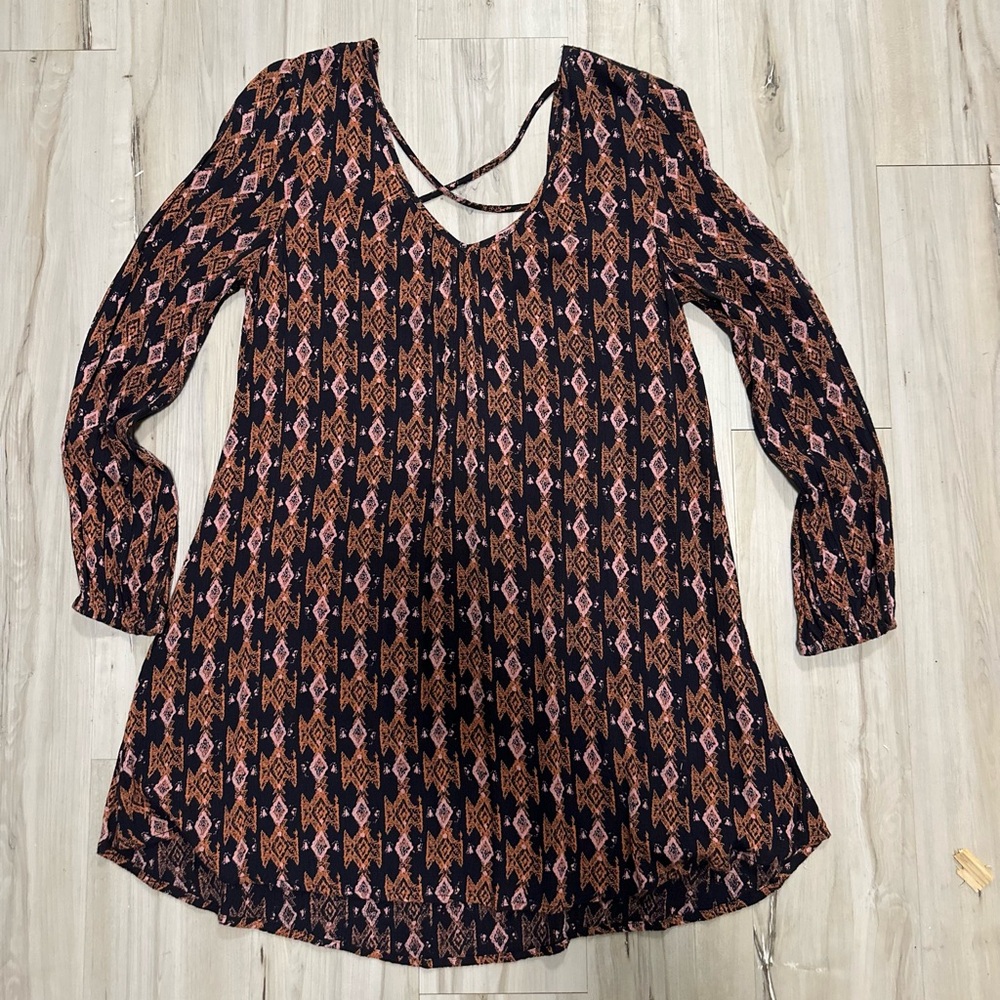 Billabong Long Sleeve Open Back Aztec Print Dress Size Medium